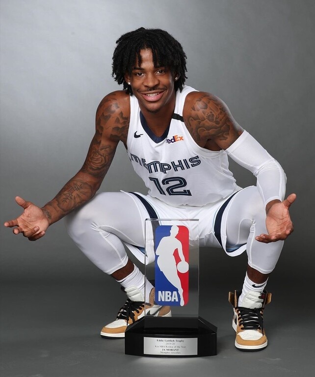 NBA: Ο Τζα Μοράντ αναδείχτηκε «ρούκι της σεζόν» (photos+video)