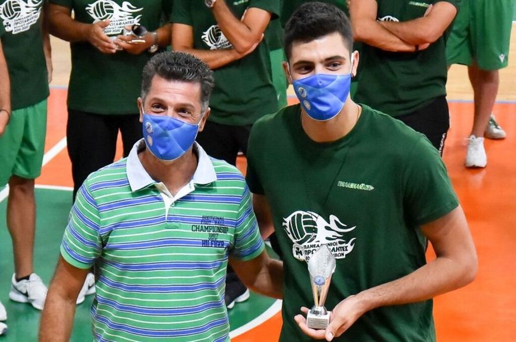 Ράπτης: «Αφανής ήρωας ο κόουτς Μαρκάκης, πρόκληση η θέση του διαγωνίου στον Παναθηναϊκό»(video)