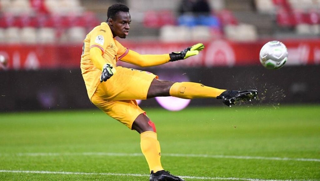 Τσέλσι: Παίρνει και τον Μεντί της Ρεν (photos+video)