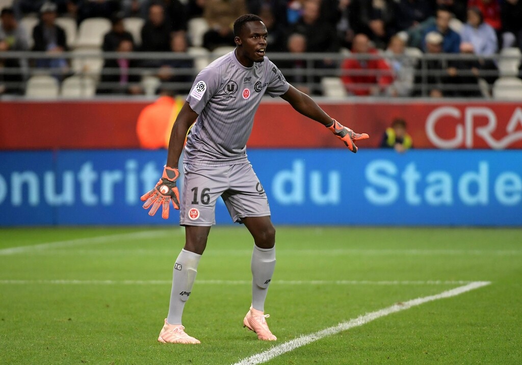 Τσέλσι: Παίρνει και τον Μεντί της Ρεν (photos+video)