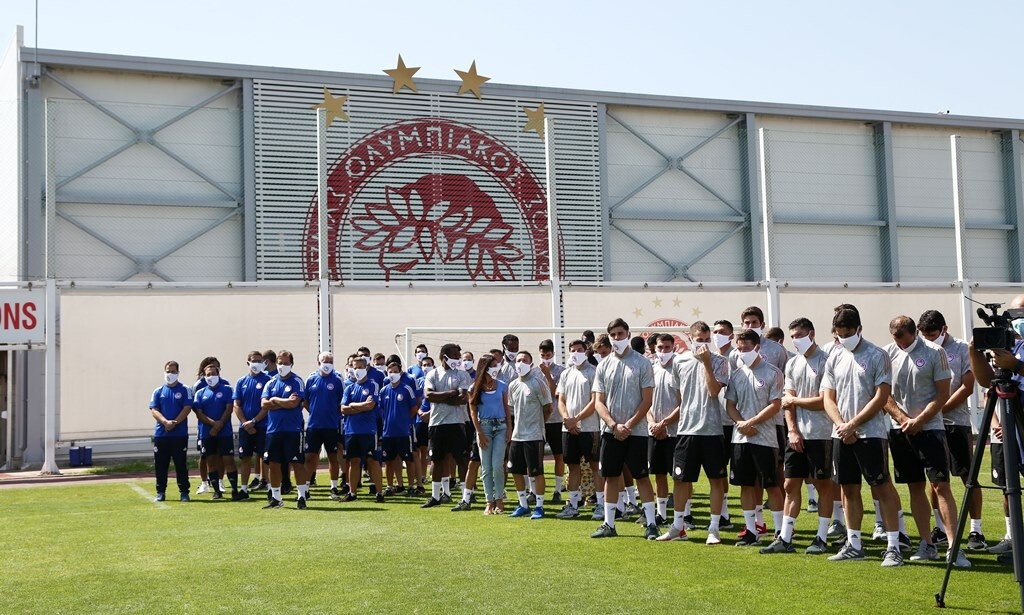 Ολυμπιακός: Ζήτησε Κύπελλο και καλύτερη σεζόν ο Μαρινάκης (photos)