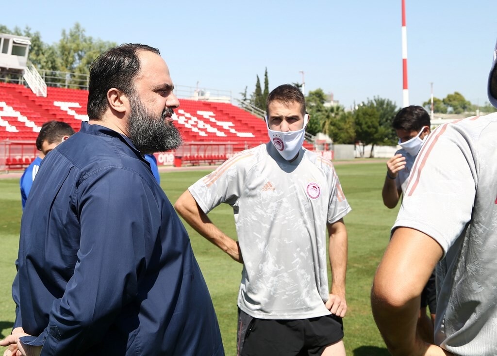 Ολυμπιακός: Ζήτησε Κύπελλο και καλύτερη σεζόν ο Μαρινάκης (photos)