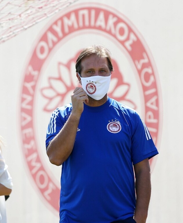 Ολυμπιακός: Ζήτησε Κύπελλο και καλύτερη σεζόν ο Μαρινάκης (photos)