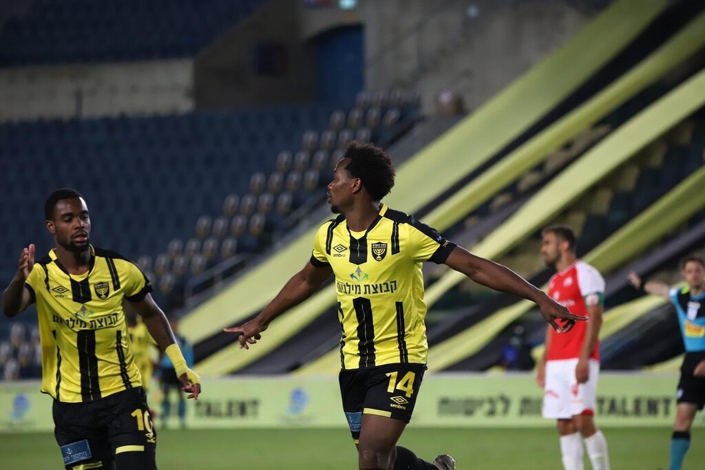 Τα «παιχνίδια» της Μπεϊτάρ με ΑΕΚ και Ολυμπιακό για Γκαρσία!