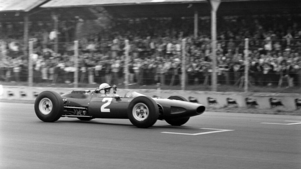 Οι 10 κορυφαίοι οδηγοί στην ιστορία της Ferrari (photos+videos)