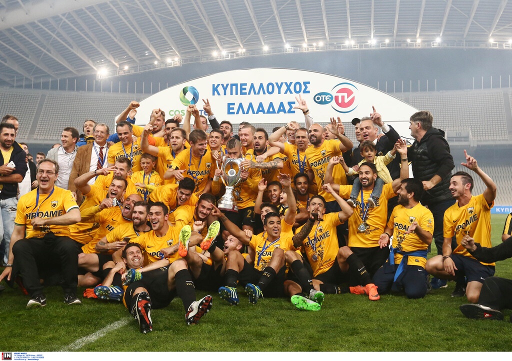 8η φορά που ΑΕΚ και Ολυμπιακός θα συναντηθούν σε τελικό Κυπέλλου. Η “Ένωση” έχει κατακτήσει το τρόπαιο τέσσερις κι οι “ερυθρόλευκοι” τρεις φορές.