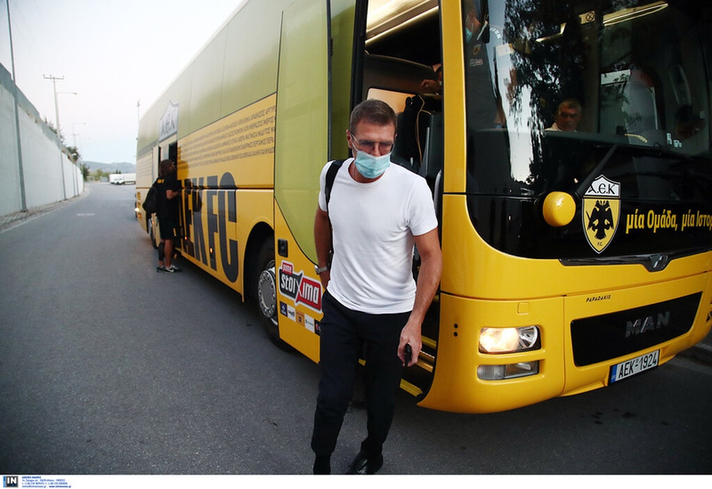 ΑΕΚ: Η άφιξη κι η προπόνηση στο Πανθεσσαλικό (photos)