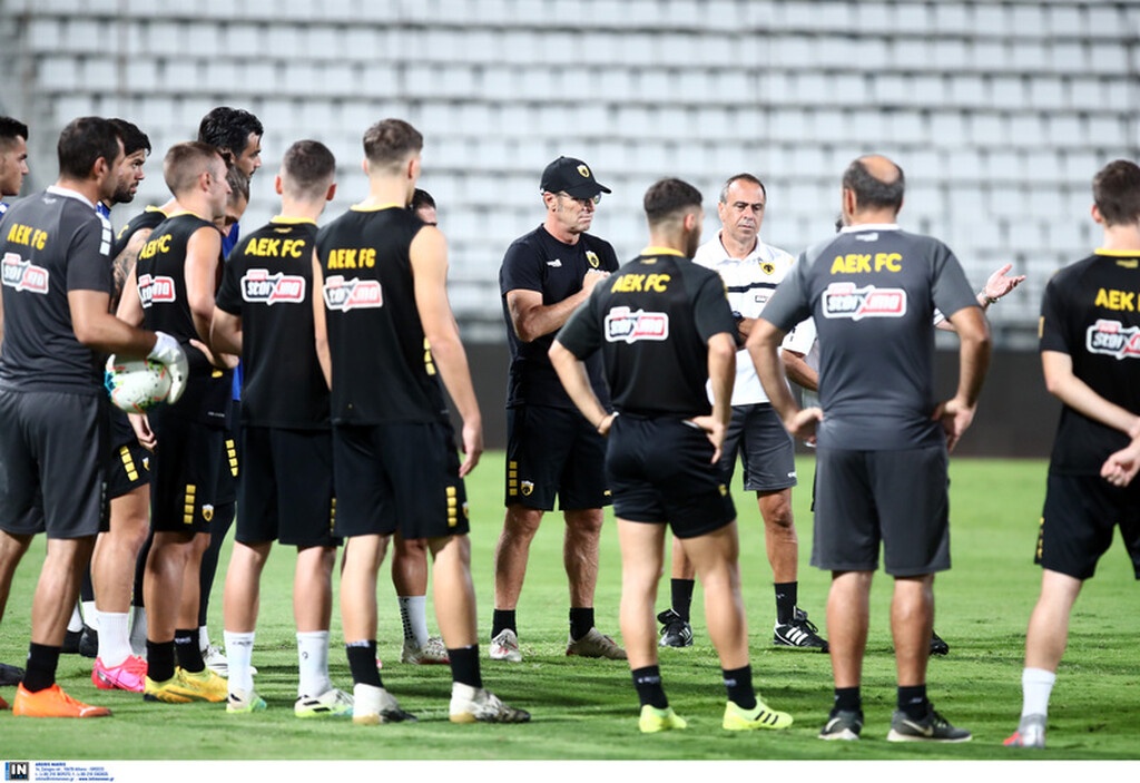 ΑΕΚ: Η άφιξη κι η προπόνηση στο Πανθεσσαλικό (photos)