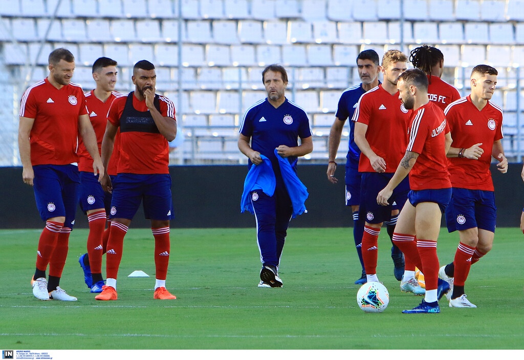 41 συμμετοχές σε τελικό (μαζί με τη φετινή) μετράει ο Ολυμπιακός, ο οποίος είναι στην κορυφή και της συγκεκριμένης λίστας. Η ΑΕΚ θα παίξει για 26η φορά στην ιστορία της.