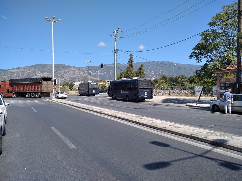 ΑΕΚ-Ολυμπιακός: «Αστακός» ο Βόλος υπό το φόβο νέων επεισοδίων (photos)