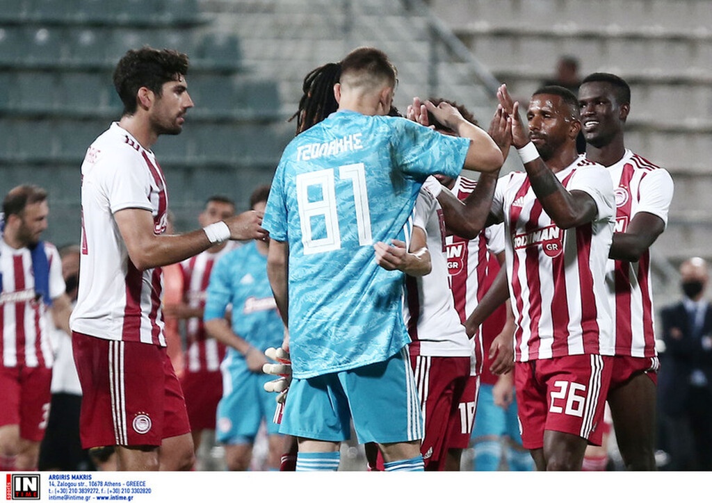 ΑΕΚ-Ολυμπιακός: Η χαρά των νταμπλούχων και η πίκρα στην Ένωση (video+photos)