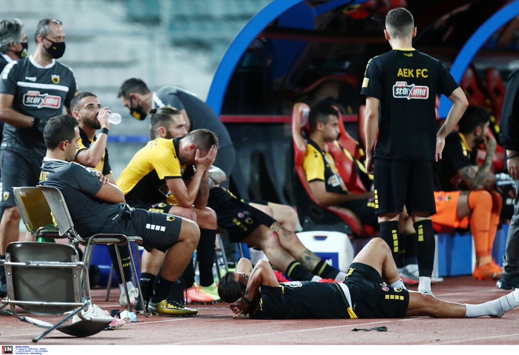 ΑΕΚ-Ολυμπιακός: Η χαρά των νταμπλούχων και η πίκρα στην Ένωση (video+photos)