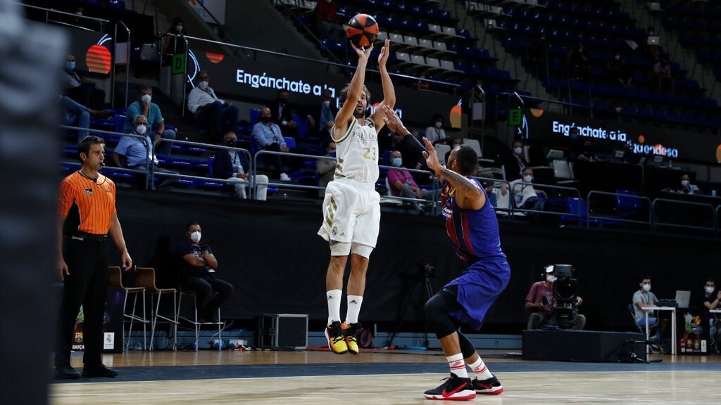 Ρεάλ Μαδρίτης-Μπαρτσελόνα 72-67: Με Καμπάτο «οδηγό» πήρε τον πρώτο τίτλο της χρονιας (videos+photos)