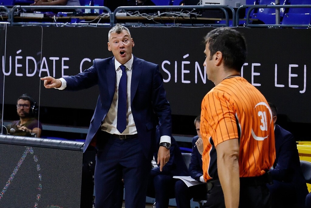 Ρεάλ Μαδρίτης-Μπαρτσελόνα 72-67: Με Καμπάτο «οδηγό» πήρε τον πρώτο τίτλο της χρονιας (videos+photos)