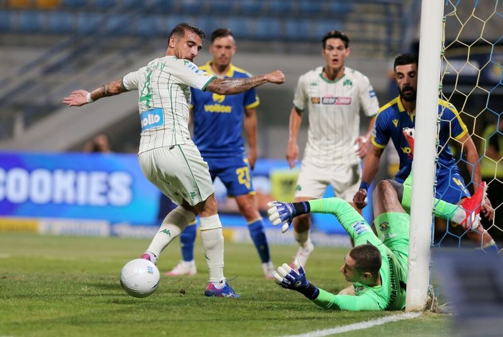 Αστέρας Τρίπολης-Παναθηναϊκός: Η απίθανη χαμένη ευκαιρία και το δοκάρι του Καρλίτος (photos)