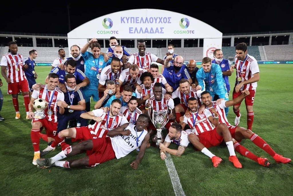 Αυτή είναι η νέα φανέλα του νταμπλούχου Ολυμπιακού (photos+video)