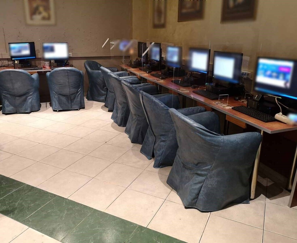 Έφοδος της ΕΛ.ΑΣ. σε παράνομο μίνι καζίνο στη Θεσσαλονίκη