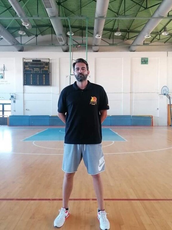 Νικολαίδης: «Στόχος του Άρη Σύρου ξεκάθαρα η άνοδος»