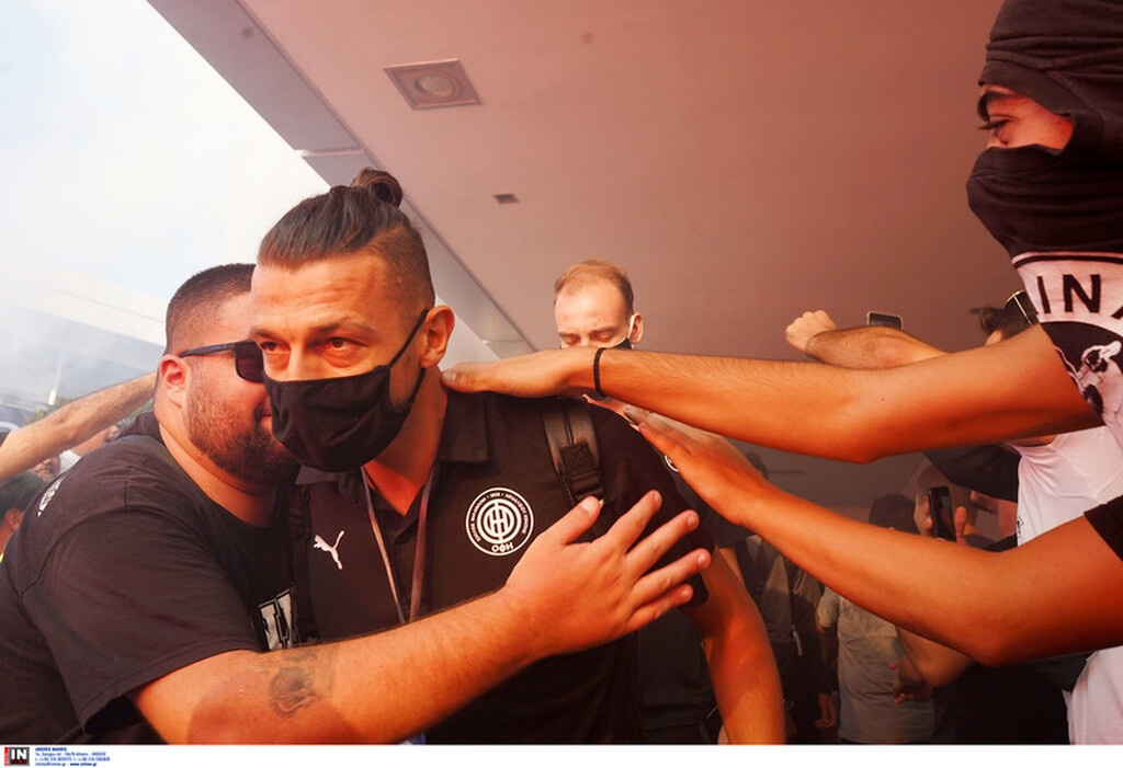 ΟΦΗ-Απόλλων Λεμεσού: Η τρέλα του κόσμου και ο Γκέραρντ (photos)