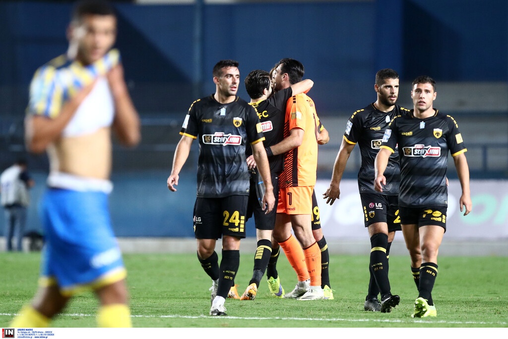 Παναιτωλικός-ΑΕΚ: Αποθεώθηκε ο… ήρωας Τσιντώτας (photo)