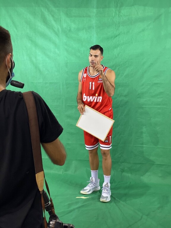 Ολυμπιακός: Η «ερυθρόλευκη» media day και η αναχώρηση για το Βερολίνο (video+photos)