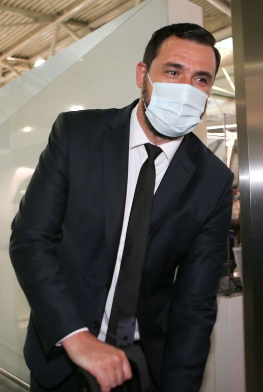 ΑΕΚ: Καρέ-καρέ η αναχώρηση για Ελβετία