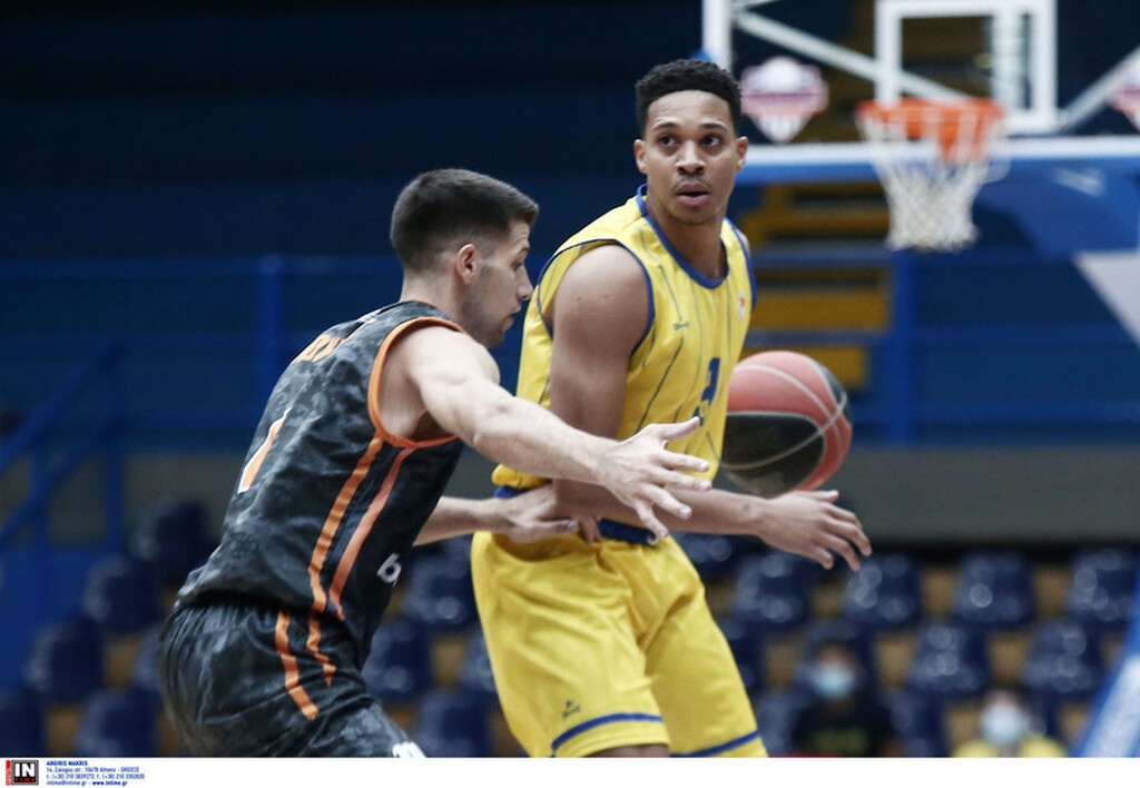 Προμηθέας Πατρών-Περιστέρι 82-74:  Το πρώτο Super Cup πήγε στην Πάτρα! (videos+photos)