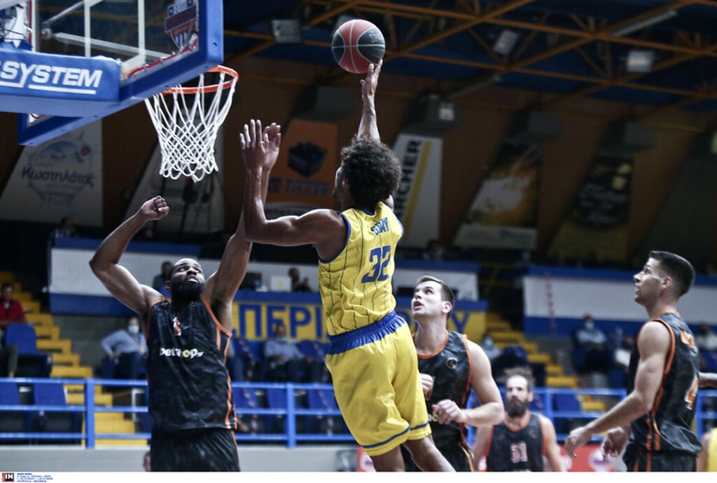 Προμηθέας Πατρών-Περιστέρι 82-74:  Το πρώτο Super Cup πήγε στην Πάτρα! (videos+photos)