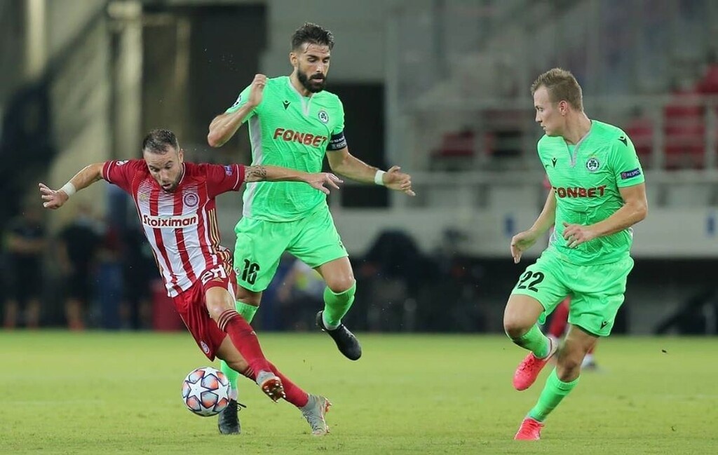 Συναγερμός στην Ομόνοια πριν τον Ολυμπιακό, νέο κρούσμα κορονοϊού