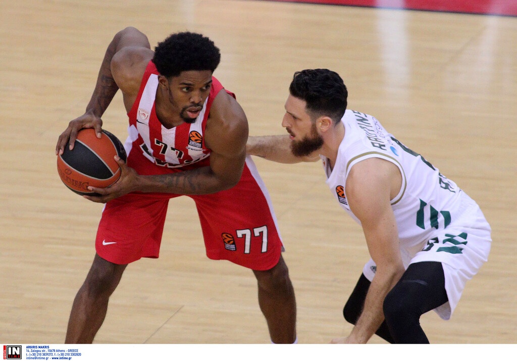 Σακίλ ΜακΚίσικ (Ολυμπιακός)