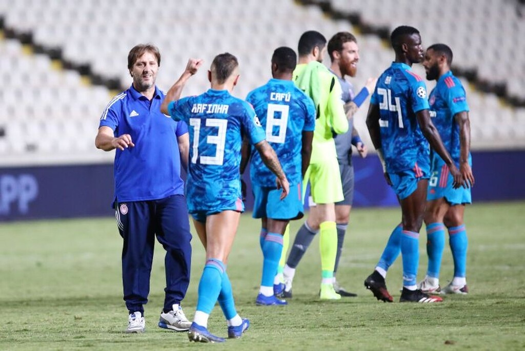 Ομόνοια-Ολυμπιακός: Το γιόρτασαν στα αποδυτήρια οι «ερυθρόλευκοι» (video+photos)