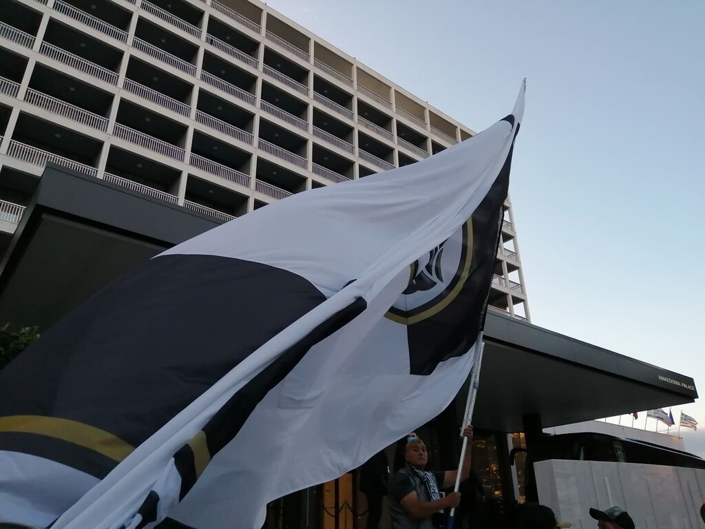 ΠΑΟΚ-Κράσνονταρ: Πανζουρλισμός και ασπρόμαυρη τρέλα στο Μακεδονία Παλλάς (photos+video)