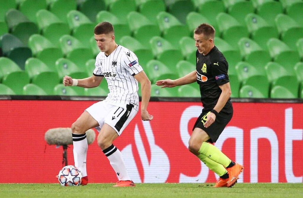 Στο αρχικό σχήμα του ΠΑΟΚ ξανά ο νεαρός Τζόλης που θα παίξει στην κορυφή της επίθεσης.