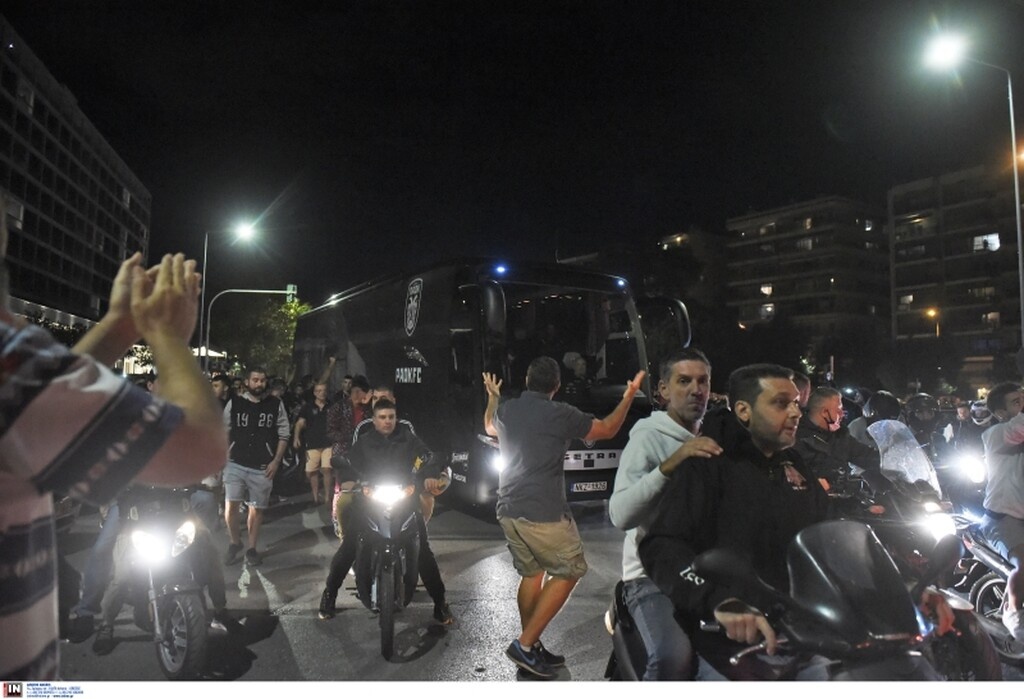 ΠΑΟΚ-Κράσνονταρ: Το επικό πανό και ο χαμός μέχρι την Τούμπα (photos)