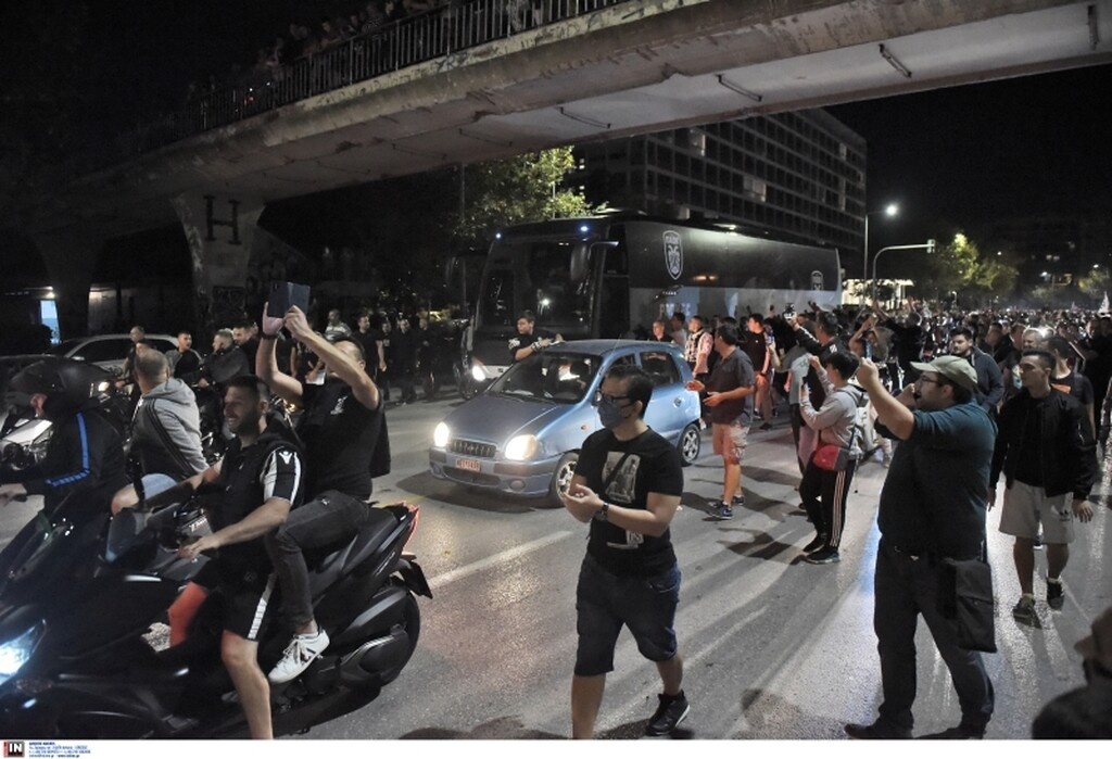 ΠΑΟΚ-Κράσνονταρ: Το επικό πανό και ο χαμός μέχρι την Τούμπα (photos)