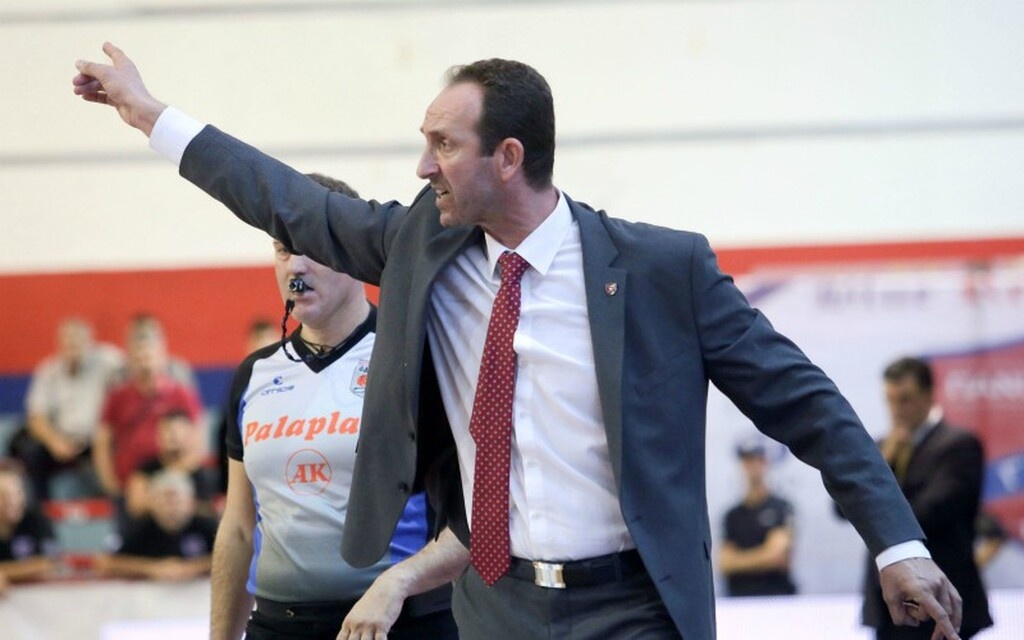 Θετικός στον κορονοϊό ο Κρις Χουγκάζ