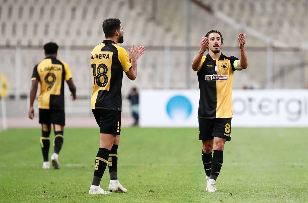 ΑΕΚ-Βόλφσμπουργκ: O Σιμόες το ΄χει ξανακάνει στο ίδιο τέρμα με τακουνάκι (video+photos)