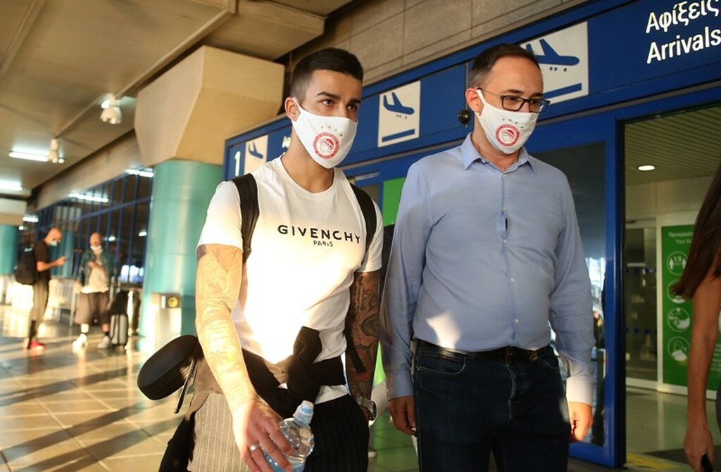 Ολυμπιακός: Άρχισαν οι αφίξεις με Τιάγκο Σίλβα! (Photos)