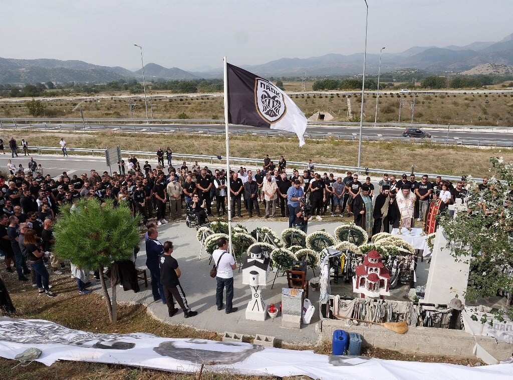 ΠΑΟΚ: Το στεφάνι της οικογένειας Σαββίδη και η ανάρτηση του Γιώργου