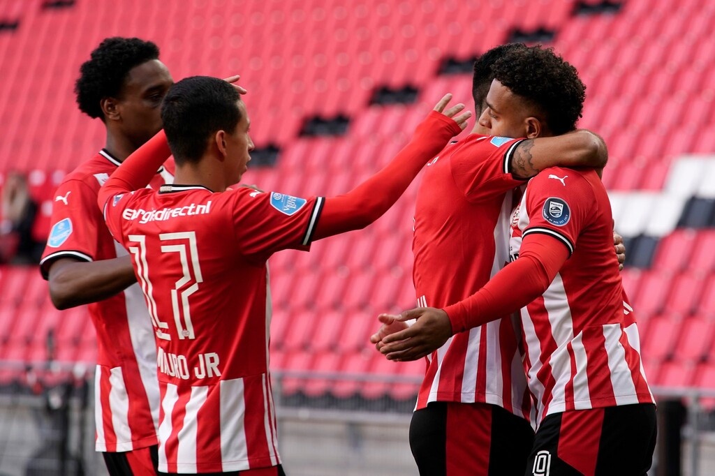 ΠΑΟΚ: Δύσκολη νίκη και κορυφή η Αϊντχόφεν (photos)