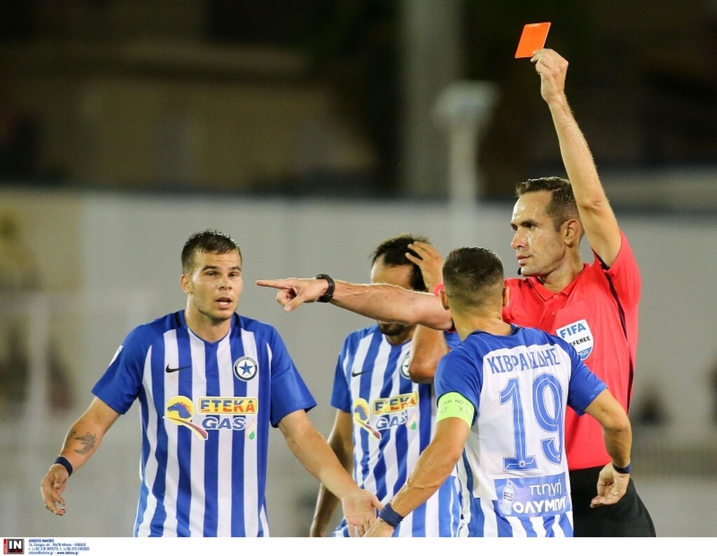 Ατρόμητος-ΑΕΚ: H φάση που έφερε την αποβολή του Μάνταλου (photos+video)