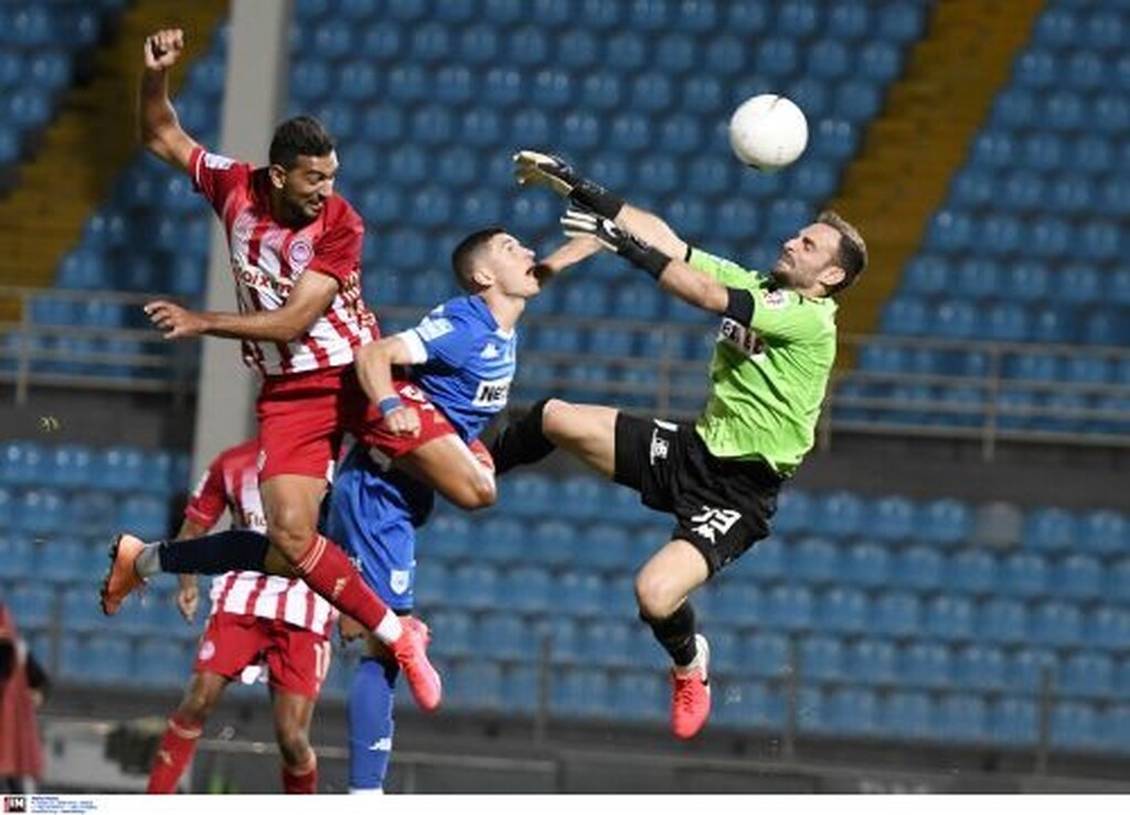 Κι έστειλε την μπάλα στα δίχτυα...