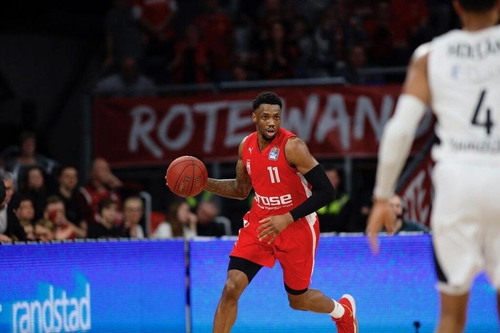 Περιστέρι: Ενισχύεται με τον ΜακΛιν (video+photos)