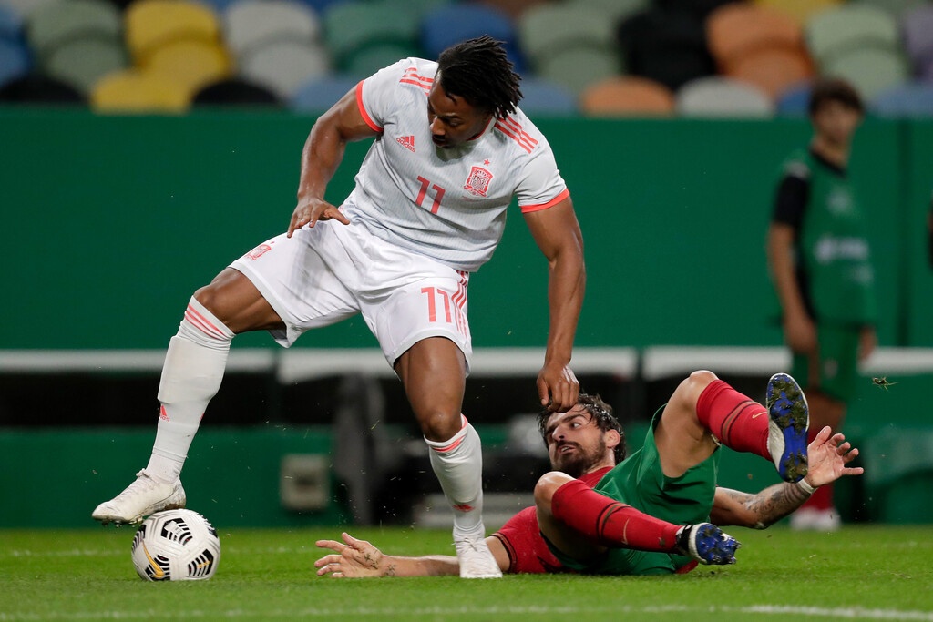 Τραορέ: «Απλά... μεγαλώνουν οι μύες μου» (photos)