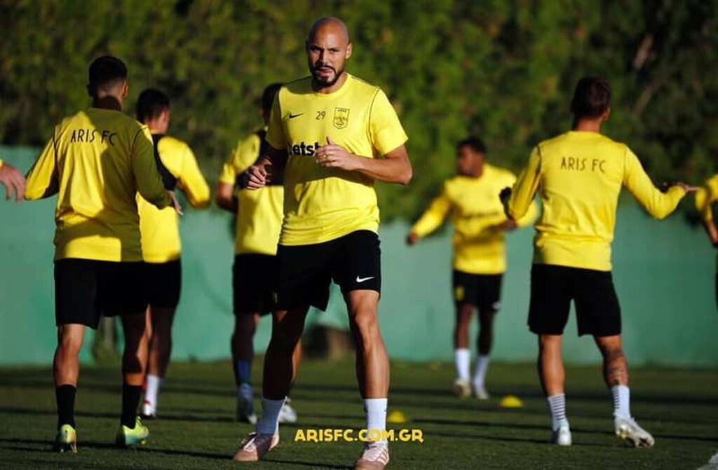 Άρης: Η πρώτη του Μπεναλουάν! (Photos)