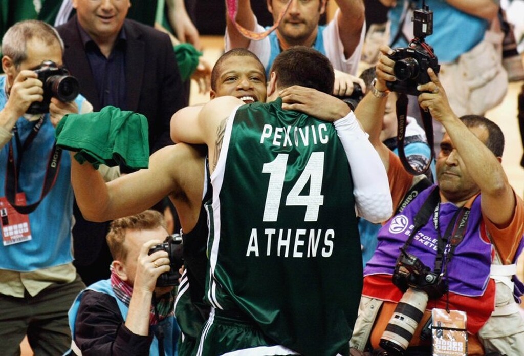 Μπατίστ σε Πέκοβιτς: «Μείνε δυνατός»! (Photos)