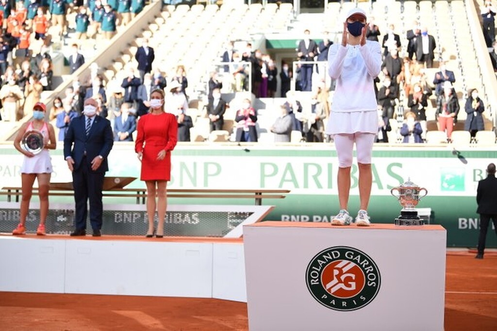 Roland Garros: Βασίλισσα στο Παρίσι η 19χρονη Ίγκα Σβιάτεκ (videos+photos)