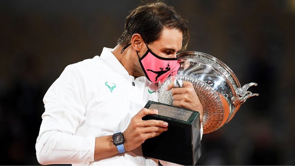 Roland Garros: Η «στέψη» του Βασιλιά, Ράφαελ Ναδάλ στο Παρίσι, και η Χρυσή βίβλος! (photos+videos)