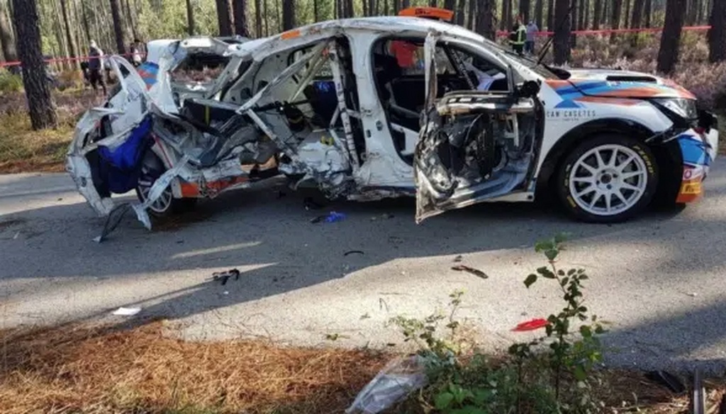 Σοκ: Σκοτώθηκε συνοδηγός σε ράλι (photos)