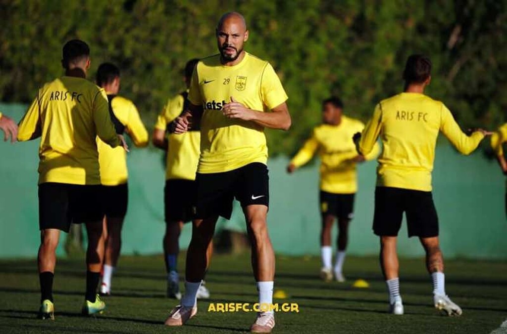 Μπεναλουάν: «Έναν τίτλο και Πρωταθλητισμό με τον Άρη»! (video & photos)